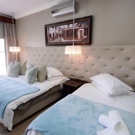 Abella Bed And Breakfast Vryburg Buitenkant foto