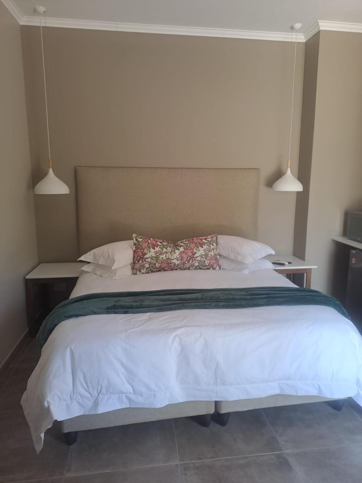 Abella Bed And Breakfast Vryburg Buitenkant foto