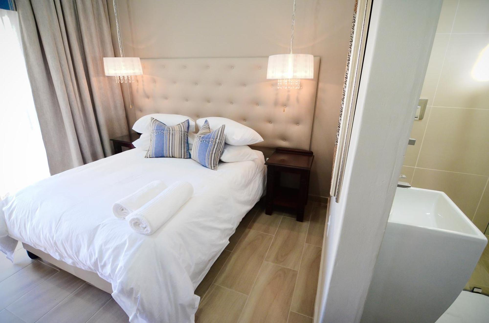 Abella Bed And Breakfast Vryburg Buitenkant foto