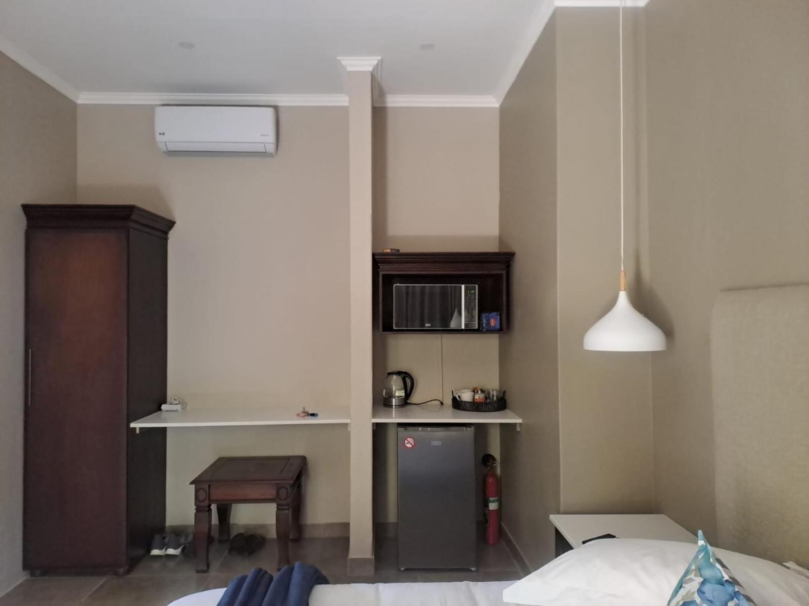 Abella Bed And Breakfast Vryburg Buitenkant foto