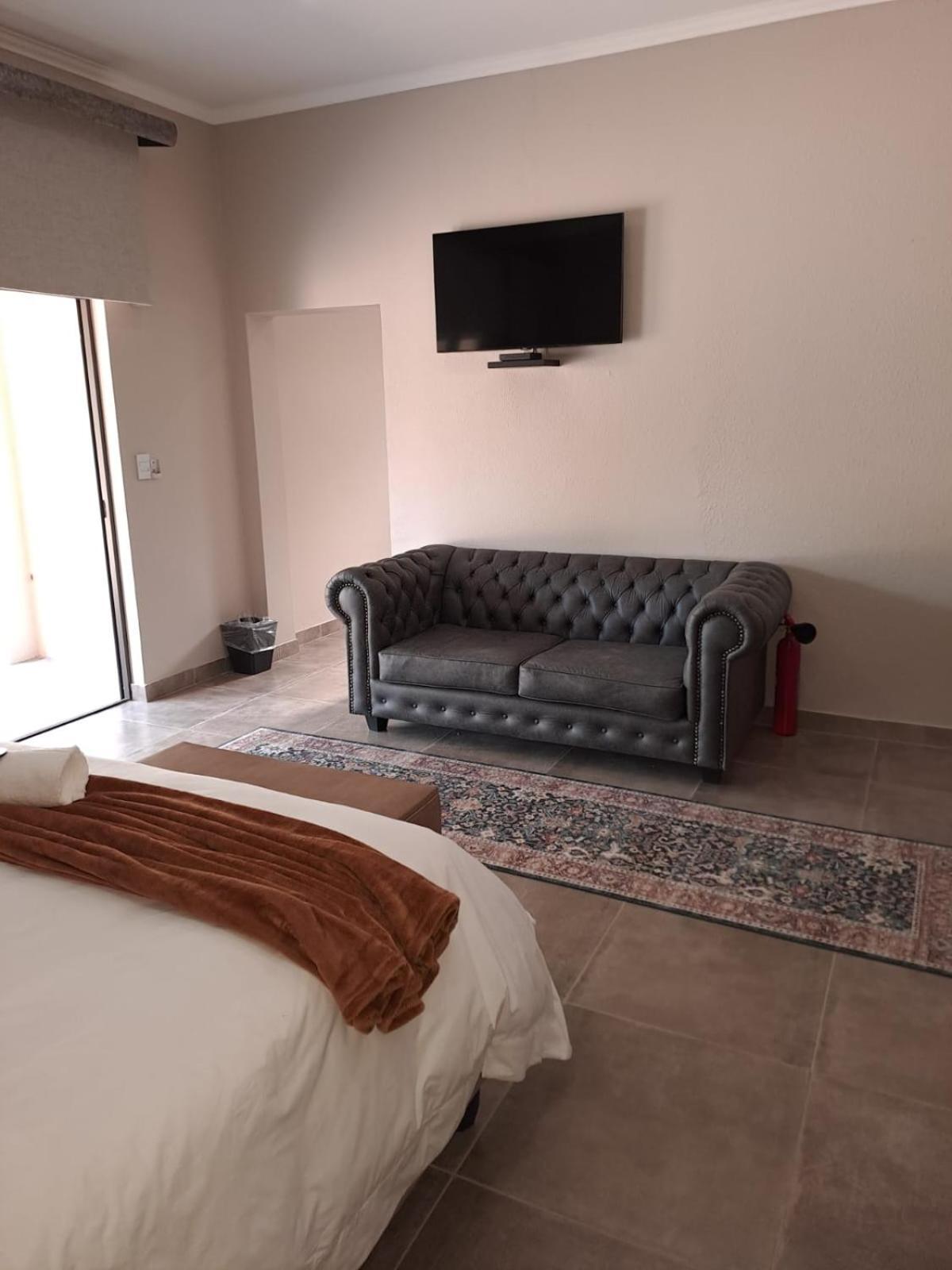 Abella Bed And Breakfast Vryburg Buitenkant foto