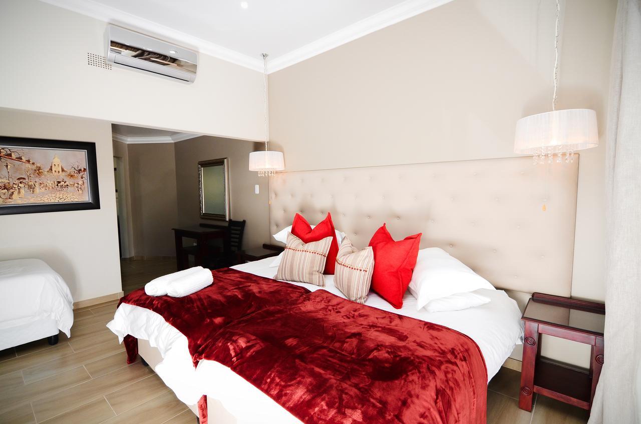 Abella Bed And Breakfast Vryburg Buitenkant foto